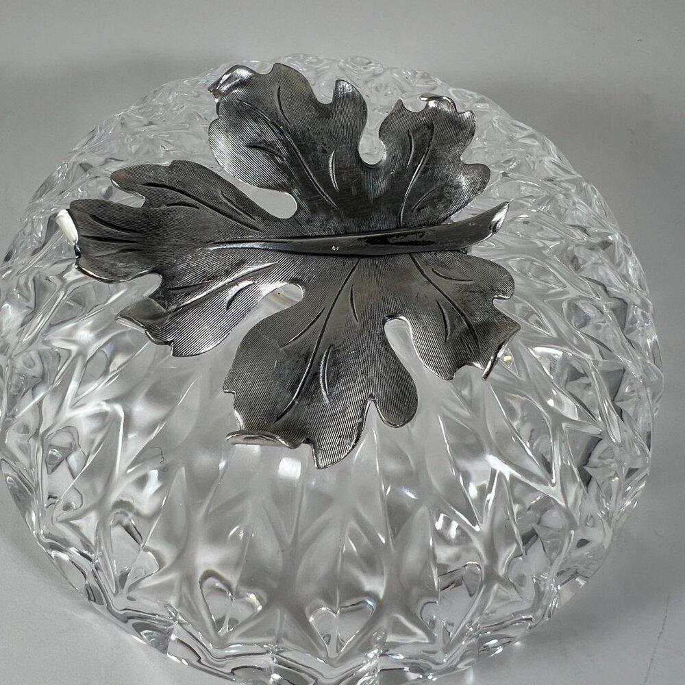 Vintage Sterling Silver Leaf Brooch By Jewelart - no dish